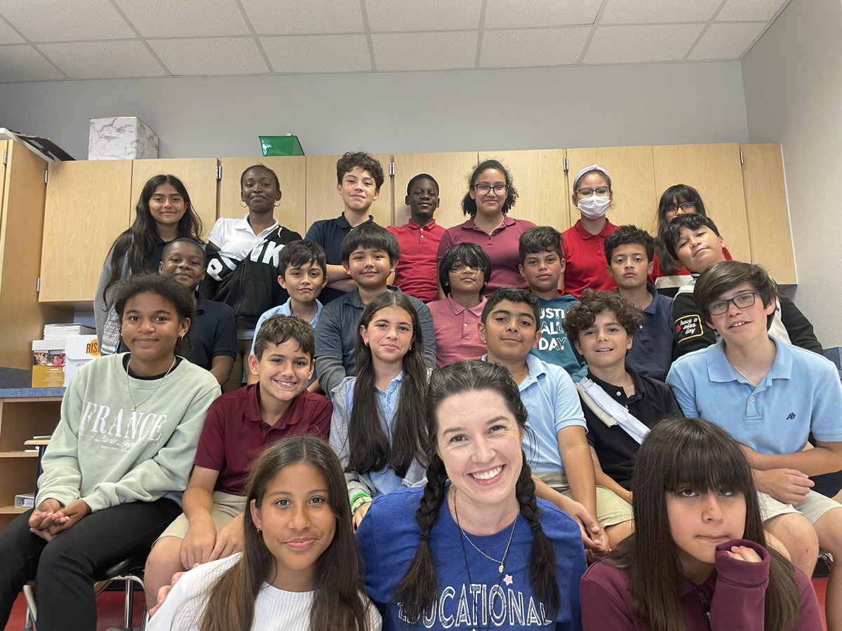 Annual class picture 💓