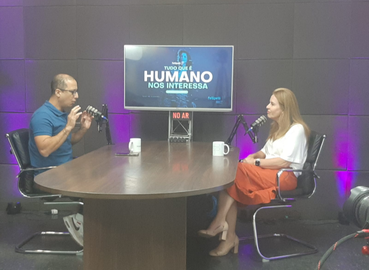 Fellipelli's tweet photo. Nos próximos dias você poderá ouvir e assistir em todas as plataformas, o nosso bate papo com Samuel Sabino, que é fundador da consultoria Éticas Consultoria, filósofo, mestre em bioética e professor, falando sobre "Comportamentos pela linha filosófica!".

Não perca! https://t.co/d0UMceHBuv