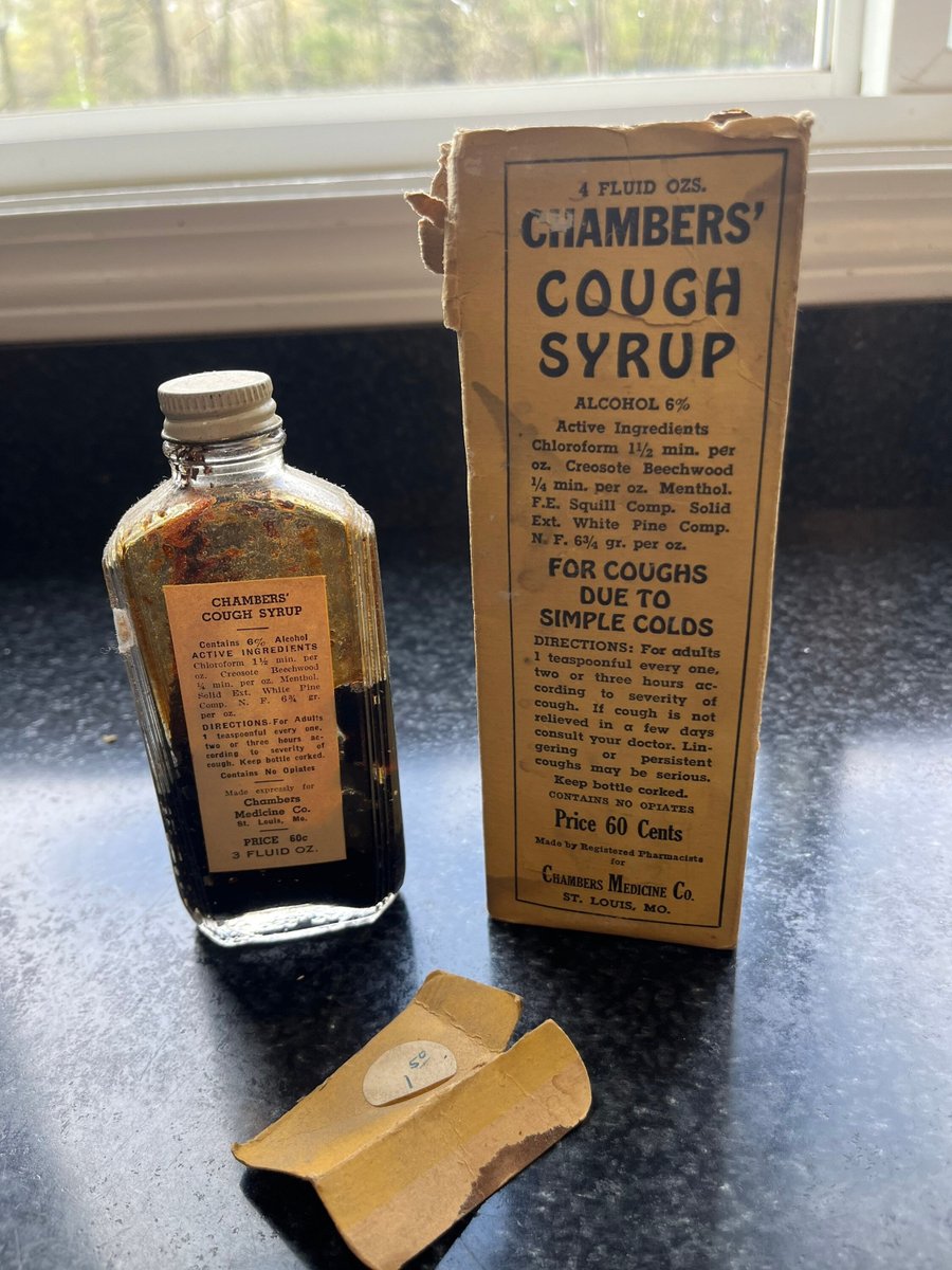 zetsvintage's tweet photo. Excited to share the latest addition to my #etsy shop: Antique Medicine Dr. Thomas Eclectric Oil Medicine Bottle With Box &amp; Original Instructions Embossed Bottle 1906 https://t.co/KKXqoxHZzg #antiquemedicine #collectorsitem #instructionsforuse #collectoritemonly #oneof https://t.co/Nhw0FLxAUg