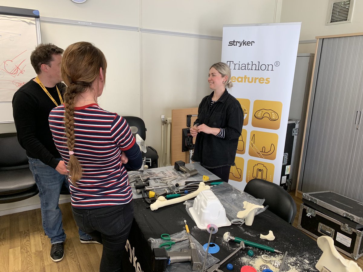 Alun Wall tweet media