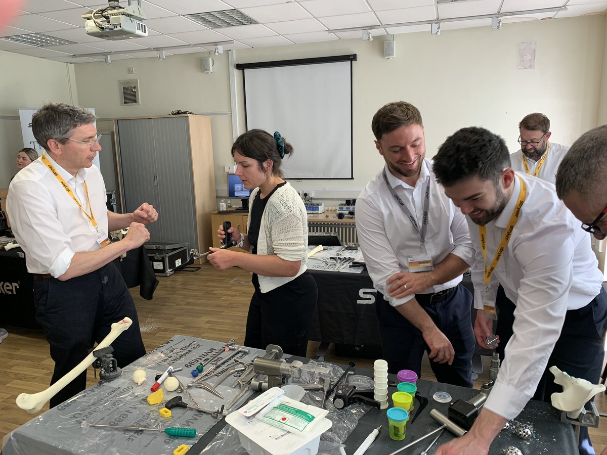 Alun Wall tweet media