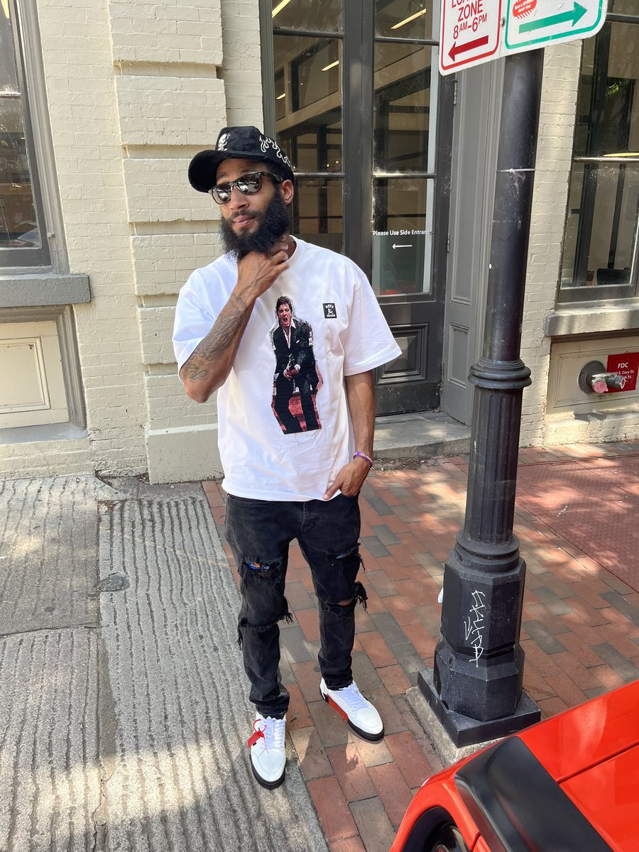 BigBakaCtack's tweet photo. I gotta ball out for my dead homies.. prolly why i aint w em #RipTonio https://t.co/qMrQ9CPhRR