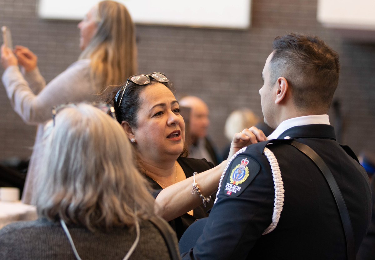 reginapolice's tweet photo. For all the moms who work at the Regina Police Service, the mother figures in our lives, and the moms who support the work we do - today is for you.

Happy Mothers Day! https://t.co/jehotxAuGm