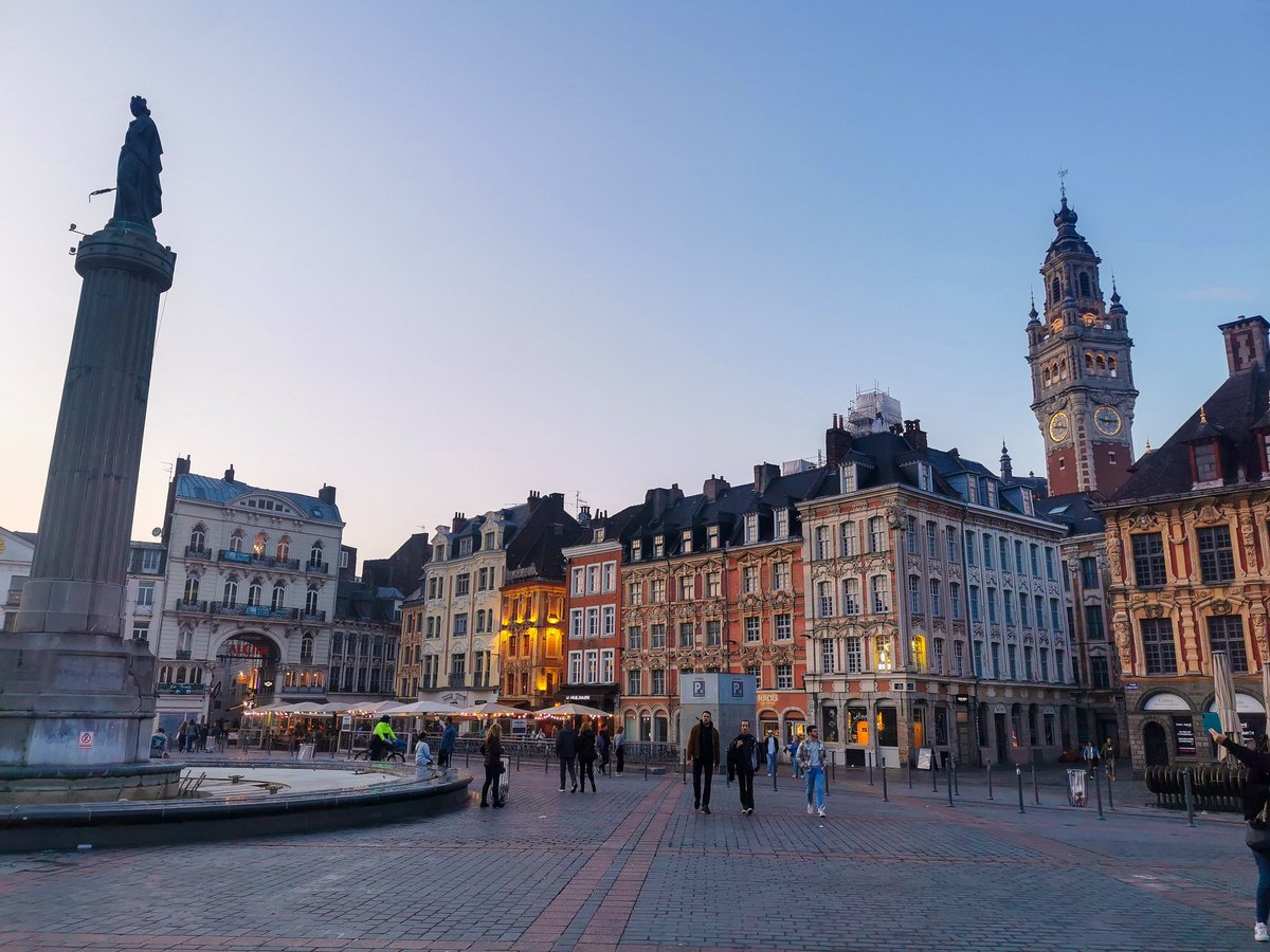HeyImMichaela's tweet photo. This week we've been on a drive-holiday across France, Belgium and The Netherlands... Lille was the first stop. I've not travelled a lot in France, but felt very home here - it's just on the Belgian border so felt very Belgian! https://t.co/7ljiBRHjSZ