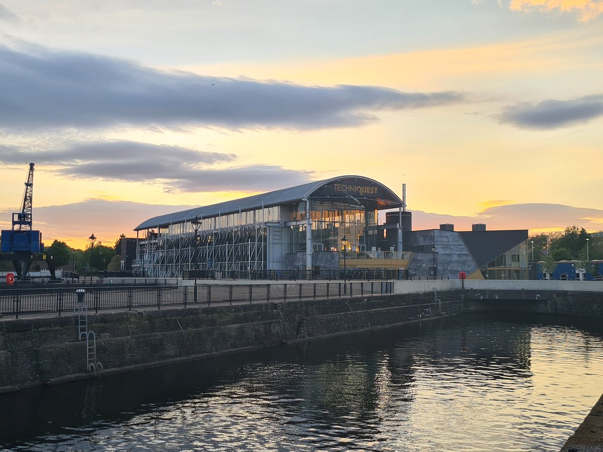 As the sun sets in Cardiff, we'd like to thank everyone who joined us over the last couple of days for the Trainees' Conference. We had some incredible speakers and lots of enthusiastic Psychiatrists from all over the UK. We hope you all enjoyed it as much as we did!