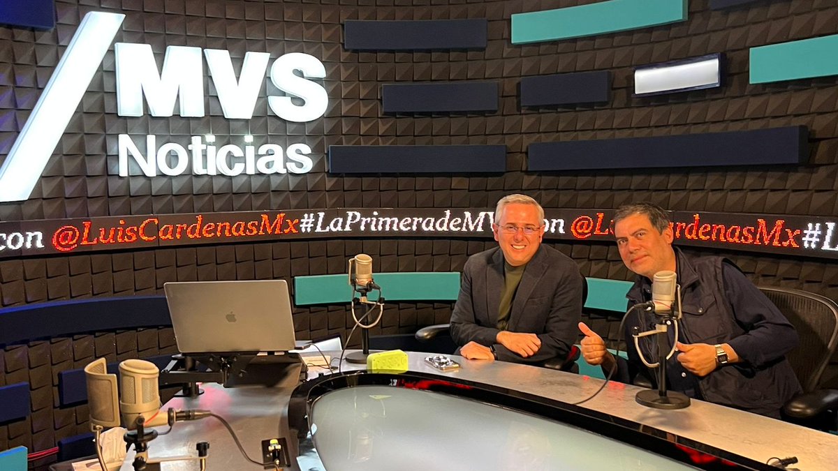 LuisCardenasMx's tweet photo. #EntrevistaMVS | #AlAire por el 102.5 FM, @MVStvOficial y https://t.co/umX8q8nivF: Javier Nieto, Director y Dramaturgo, habla en #LaPrimeradeMVS sobre su obra: 'Faustus. El infierno no puede esperar' https://t.co/I1Gb5BHSwa