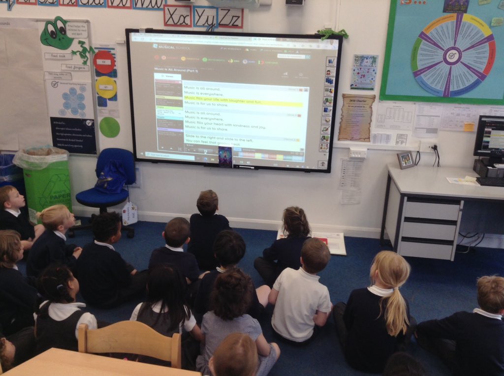 BPSHull's tweet photo. Music was certainly all around us today in 2HS. As musicians, the children listened to and appraised a piece of music, learned a new song then played the instrumental section using glockenspiels. What outstanding resilience and ambition. #BPSAspirationCurriculum #BPSMusic https://t.co/XM4QN2Dfrl