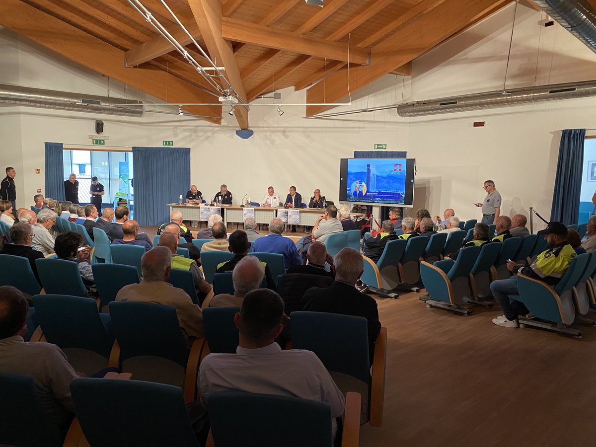 CSVAA's tweet photo. Al Museo di #Marengo ad #Alessandria convegno sul #volontariato nei gruppi comunali di #protezionecivile organizzato da #csvaa e Provincia di Alessandria. L’intervento dell’Assessore Gabusi @regionepiemonte https://t.co/HxrF6AR0qT