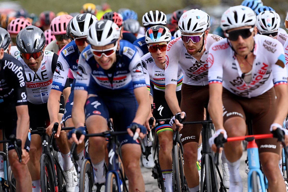 Soudal Quick-Step Pro Cycling Team tweet media