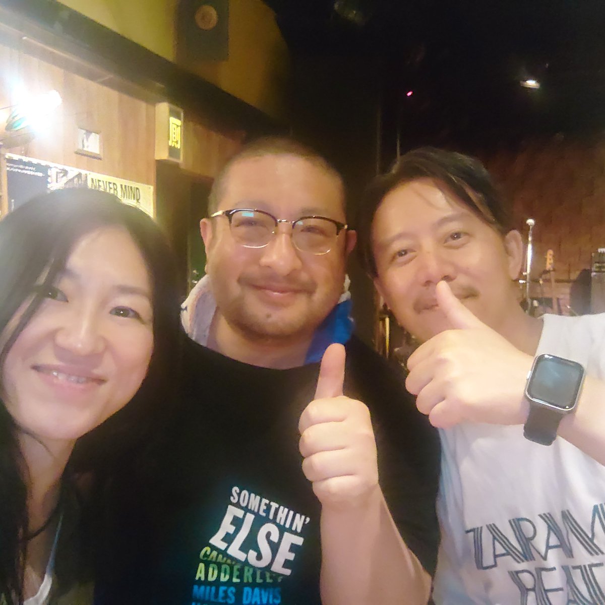 yurimi_musica's tweet photo. 佳き夜。
もうどれくらいぶりかわからないくらい久しぶりの得三さん。
仕事で遅れてしまったけど、行けてよかった。
会いたい人たちに会えることが叶った嬉しい時間でした。
#tokuzo #andground #海咲子 #imaike https://t.co/eLOqbF2ZYs