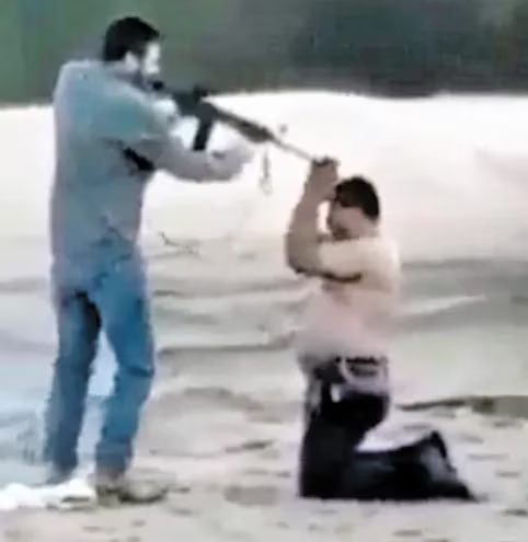 marangatuma's tweet photo. la gente nomas exagera y la prensa tergiversa todo,

dónde ven ustedes intenciones de matar en esa amena charla entre dos amigos???? https://t.co/XaN62feRhG