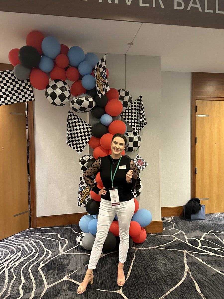 eedonegan's tweet photo. We’re having such a great time at the @JuniorLeague Annual Conference. It’s an honor to represent JL-MKE! #JLAC23 https://t.co/PjcpJ32QVz
