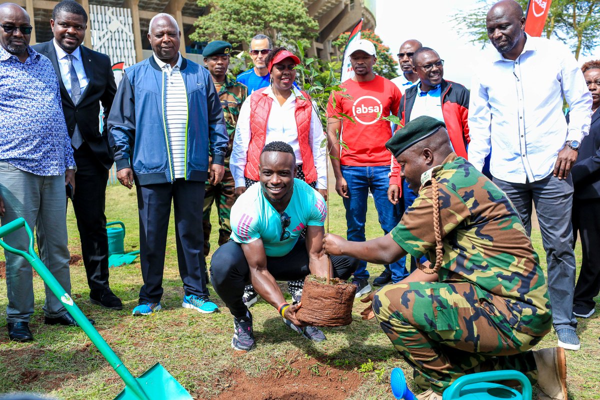 AbsaKenya's tweet photo. At Absa, we are keen on environmental conservation, and as part of our #AbsaSustainabilityAgenda, we have a commitment to plant 10 million trees by 2025. 

#AbsaKipkeinoClassic
#AbsaPoweringSports
#JazaKasarani https://t.co/VYItEVBwYZ