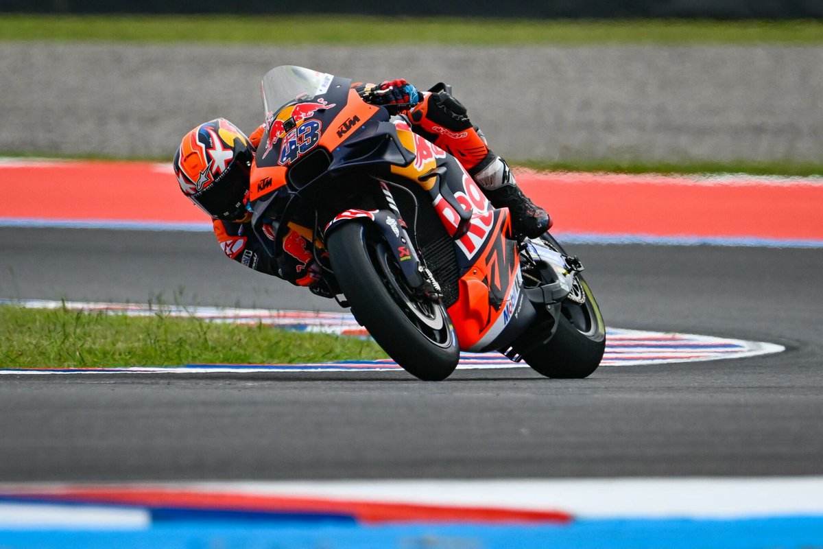 thelastcornerit's tweet photo. Miller e KTM si confermano in vetta nelle FP2 a Le Mans - https://t.co/39nK0J0RI6 https://t.co/fZjlgzoATR