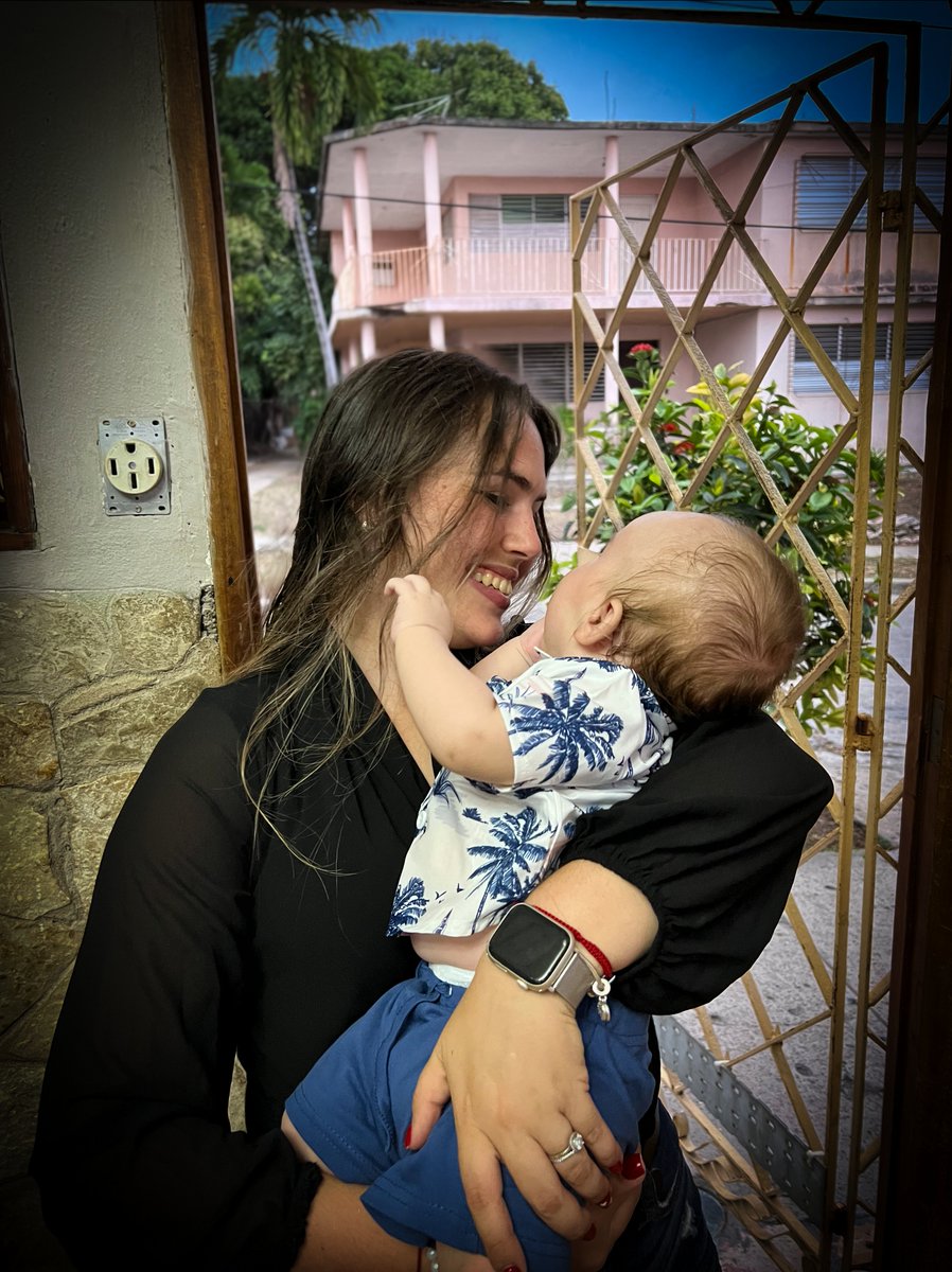 Hola Familia! Han pasado 2 largos y dificiles meses para mi desde mi detención. Por mi Seguridad y la de mi familia tuve que alejarme de todas mis Redes Sociales. Hoy gracias a Dios puedo decirles que estoy nuevamente de regreso con ustedes. Se que muchos estuvieron y han estado