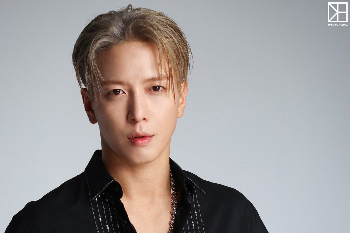 CNBCN1109's tweet photo. CN_FANCLUB: [📸] 2023 JUNG YONG HWA LIVE 'ALL-ROUNDER' 포스터 촬영 비하인드

✔ https://t.co/4o9AgjBfFK

🎫 티켓링크: https://t.co/EOP0JO5A2F
🎫 인터파크: https://t.co/bhbAg7MNbs

#CNBLUE #씨엔블루 #정용화 #JUNGYONGHWA #ALL_ROUNDER https://t.co/InaZNWCDB2