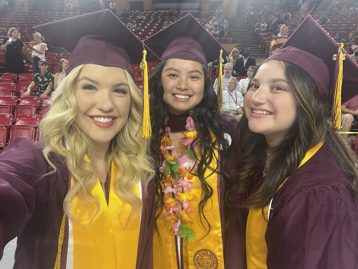 .@awsmarizonast @AWSM_SportMedia representing at @Cronkite_ASU graduation! #ASUgrad