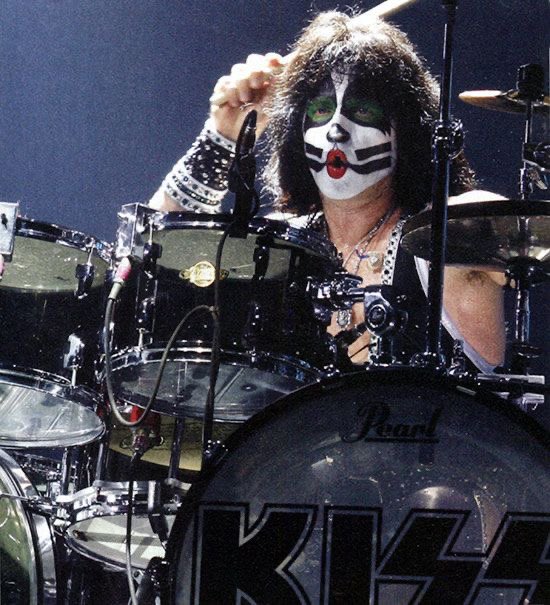 Happy birthday eric singer!!!!  