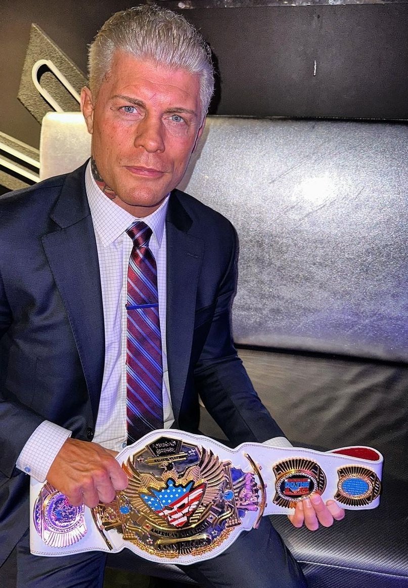 JRoadsreal's tweet photo. My Cody belt is almost done, and dare I say better looking than his. #AEW #wwe #codyrhodes @CodyRhodes #FinishTheStory #AmericanNightmare #WWERaw
#ForDusty ⚫🟡⚫🟡⚫ https://t.co/fIsaGaJRtt