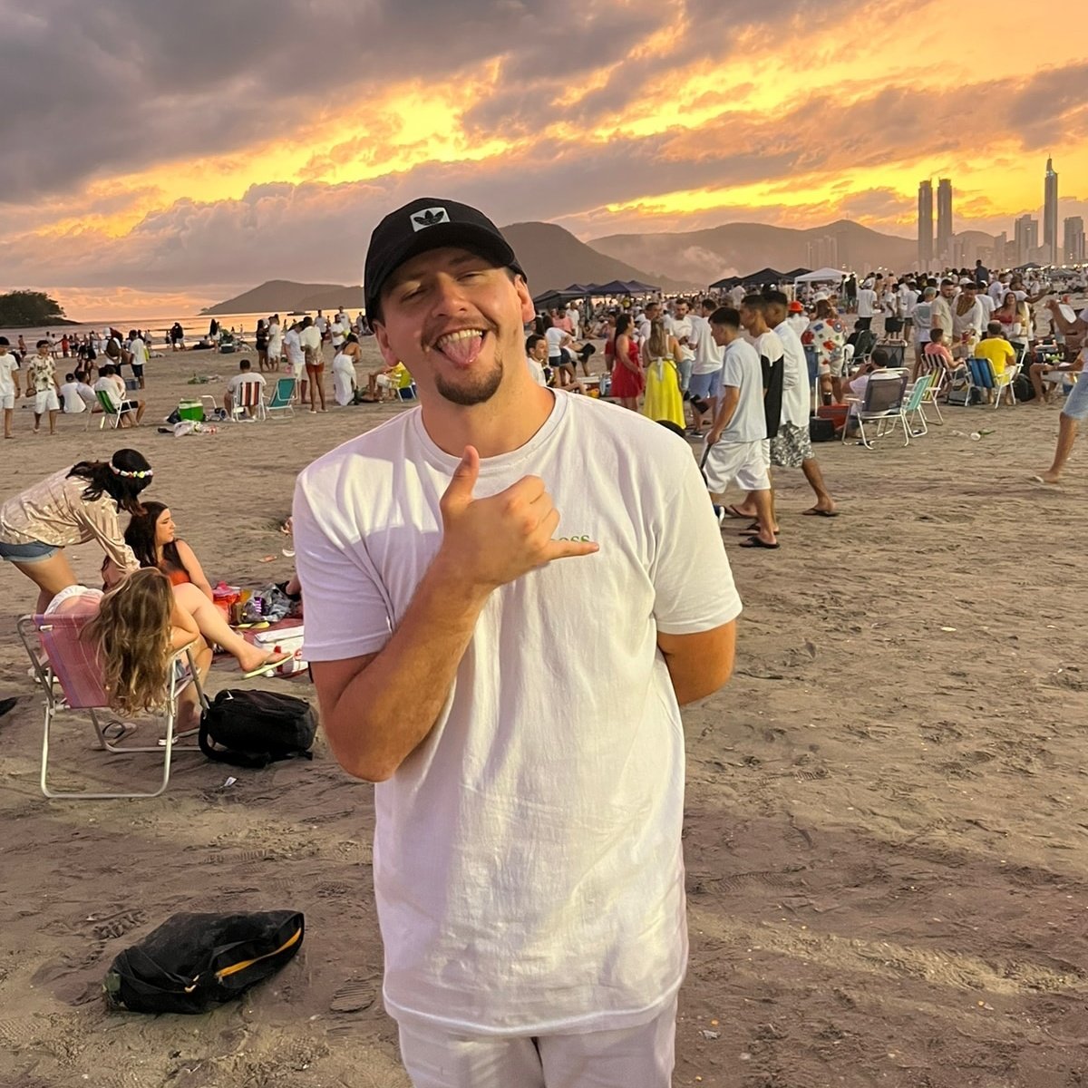 vandervargass's tweet image. #NewProfilePic