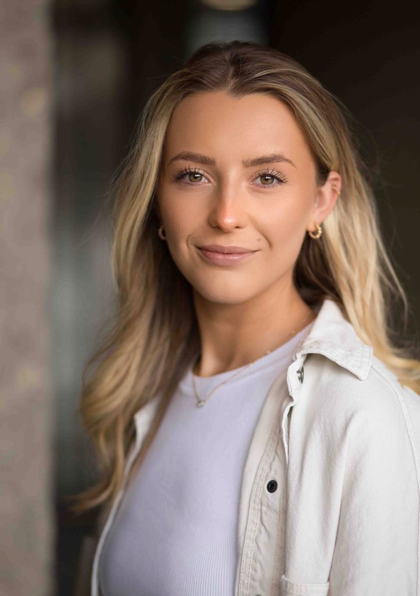 imogen_edenb's tweet photo. @alexmitarpx @filmforums @CastingsFind @centralactors @theatrenetwork_ @TheActorsPlanet Hi! I’d be interested!! 

My spotlight link is: https://t.co/xsQbLVn9SM

Here are a few headshots for reference 😊 https://t.co/9rLsZQD84G