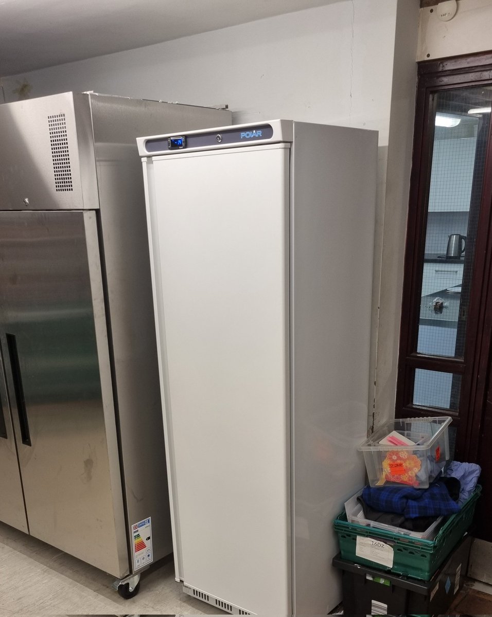 w_hub's tweet photo. Huge thanks to @thefelixproject for donating this freezer! This allows us to offer frozen foods at scale for our 100+ families who collect food from us each week. And it will help us keep food fresher for longer #nw6 #nw3 #westhampstead #foodbank #reducingwaste #felixproject https://t.co/XHnYMkLuiA