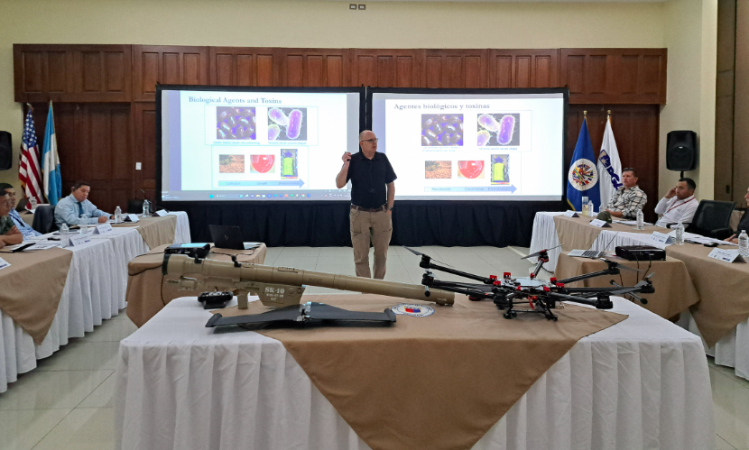 OEA_CICTE's tweet photo. Day 4 of the #CASET training in 🇬🇹. Experts from @PNNLab teach about the low-technology chemical and biological materials and explosives that can be used to cause acts of unlawful interference in #CivilAviation. @StateDeptPM #CICTE_AviationSecurityProgram @Guatemala_DGAC https://t.co/N9ORDl8aQ4