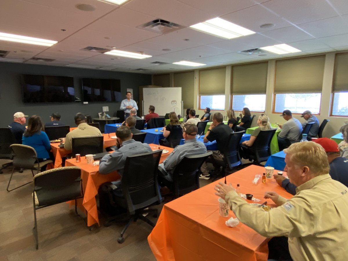 Richard Rosales tweet media