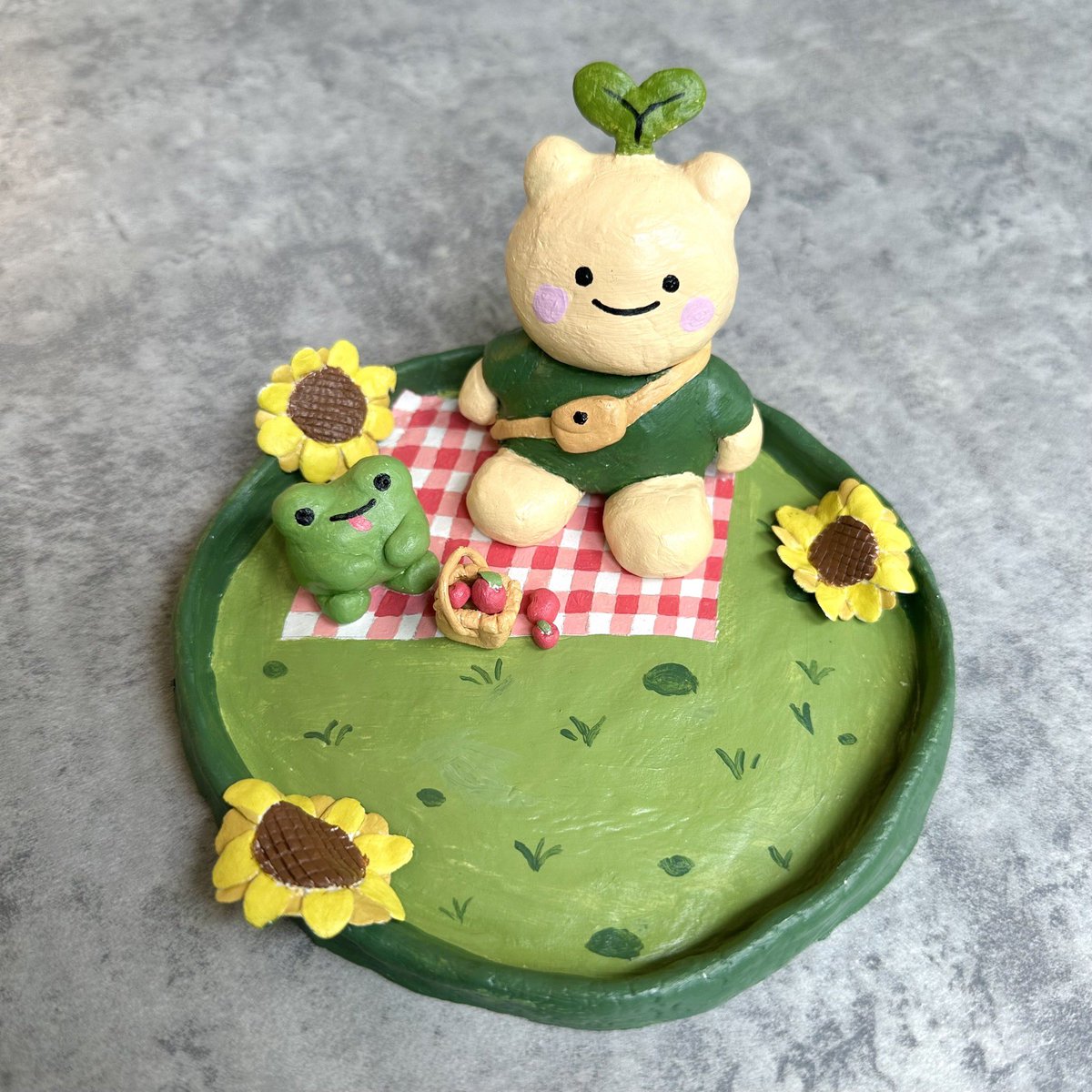 WonderPals's tweet photo. GM and happy Friday pals!🌻

Here’s a thread highlighting some of the Spring Art Contest entries from our AMAZING community! 💛🌱 https://t.co/JQrMYKD0Wv