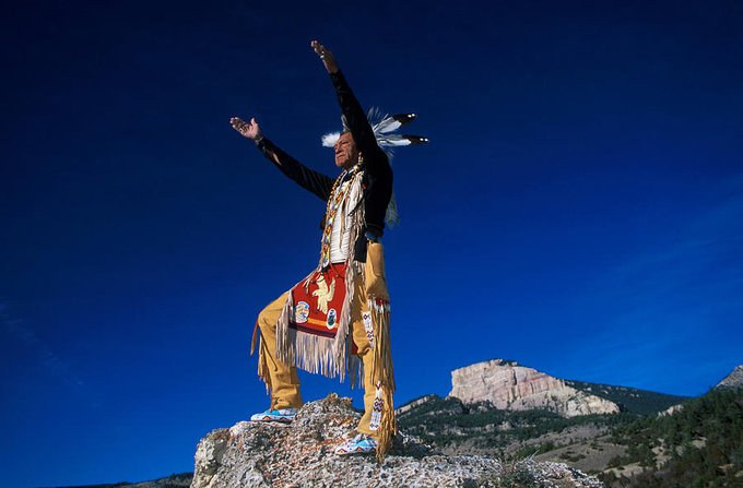 Indigenoususa's tweet photo. It's often said 'just think positive thoughts' but in reality, it's near impossible to stop the momentum of negative thoughts once they surface  When we learn the skill to silence our inner thoughts, we soon aquire an inner peace that starts attracting positive energy to our life https://t.co/kB1CTiGjgp