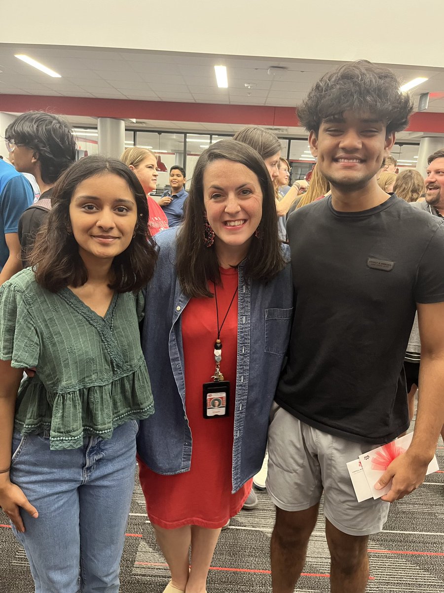 My little teacher heart is FULL from spending the morning with these seniors. I love the class of 2023!!