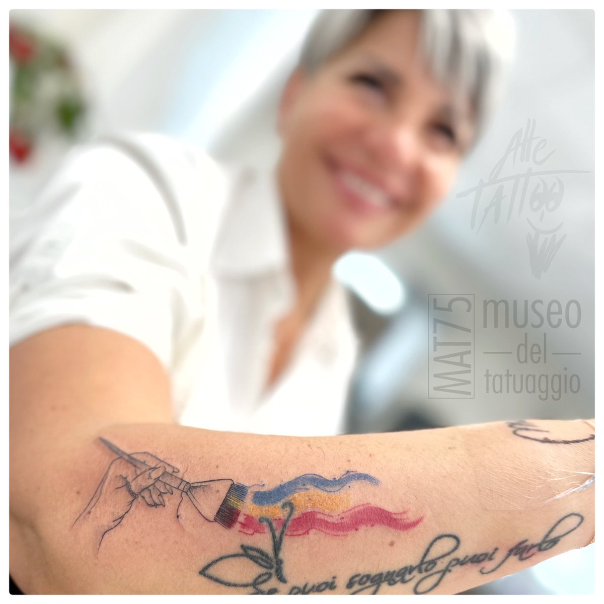 AlleTattoo's tweet photo. Oggi @alletattoo ha tatuato la super @cristinamarzo ❤️ 2 giorni di #workshop e #tatuaggi 😊 #alletattoo tornerà il 19/20 #luglio a #tatuare a #altedo #bologna ℹ️  338.8944626 #malùhairfashiondicristinamarzo #emilia #malu #malú  #polso #unghie #nails #art #scrittatattoo #scritta https://t.co/ZpVITakkhh