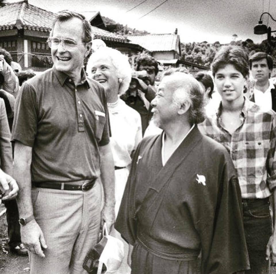 DrPopCultureUSA's tweet image. Vice-President George Bush and his wife, Barbara, visiting the Karate Kid Part II set.