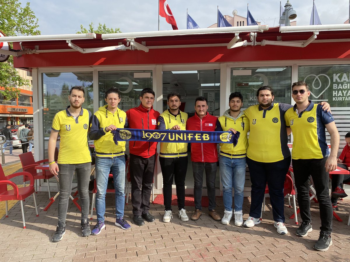 UFBPamukkale's tweet photo. #ÜnifebCares projeleri kapsamında 1907 ÜNİFEB Pamukkale Üniversitesi örgütlenmesi olarak 6-12 Mayıs Kan haftasında Kızılay'a kan bağışında bulunduk.
#FenerbahçeSenÇokYaşat https://t.co/cK7wBFkohB