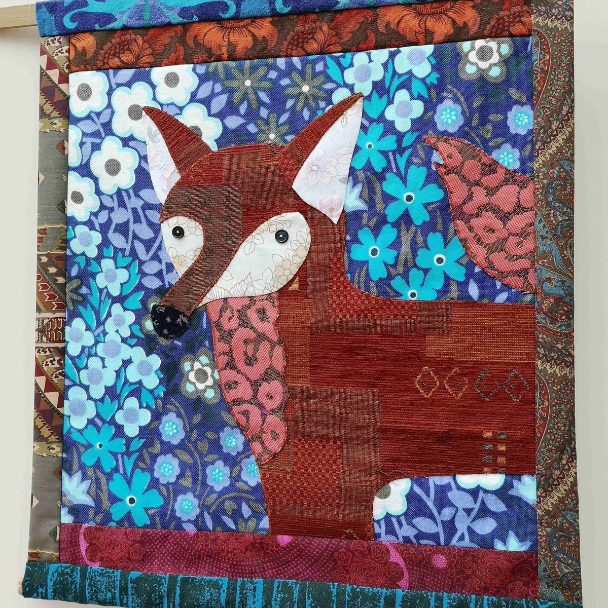 lady_bay_arts's tweet photo. Breckles Hall will be brimming with brilliance at this weekends Lady Bay Arts Trail ๐๐จโ
โ
Featuring six local artists and their amazing work
โ
#lbat #ladybayartstrail #ladybayartstrail2023 #nottingham #nottinghamartist #openstudio #artstrail #artscommunity #ladybay https://t.co/9sCFHs8AtT