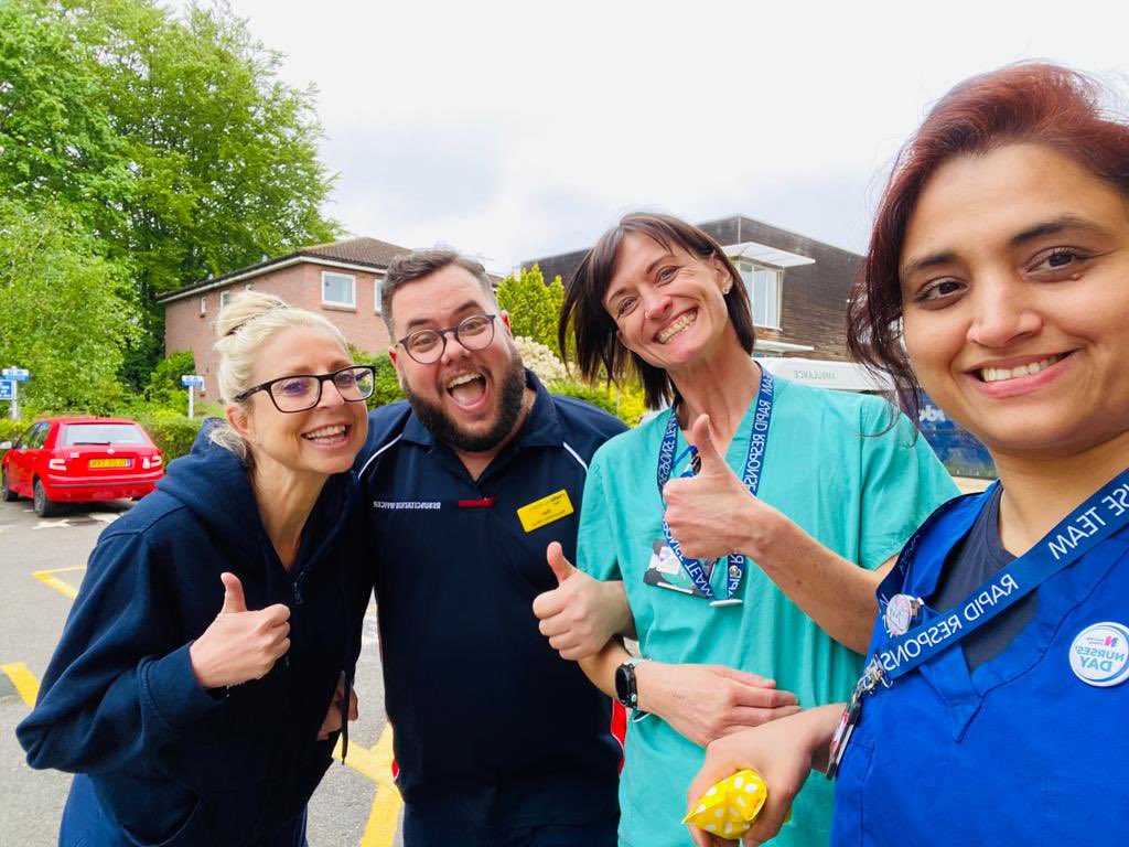 CUH_RRT's tweet photo. What a fab #InternationalNursesDay RRT, Cardiac Nurse Practitioners &amp; Resus working together @CUH_NHS https://t.co/W9U7gWEWOb