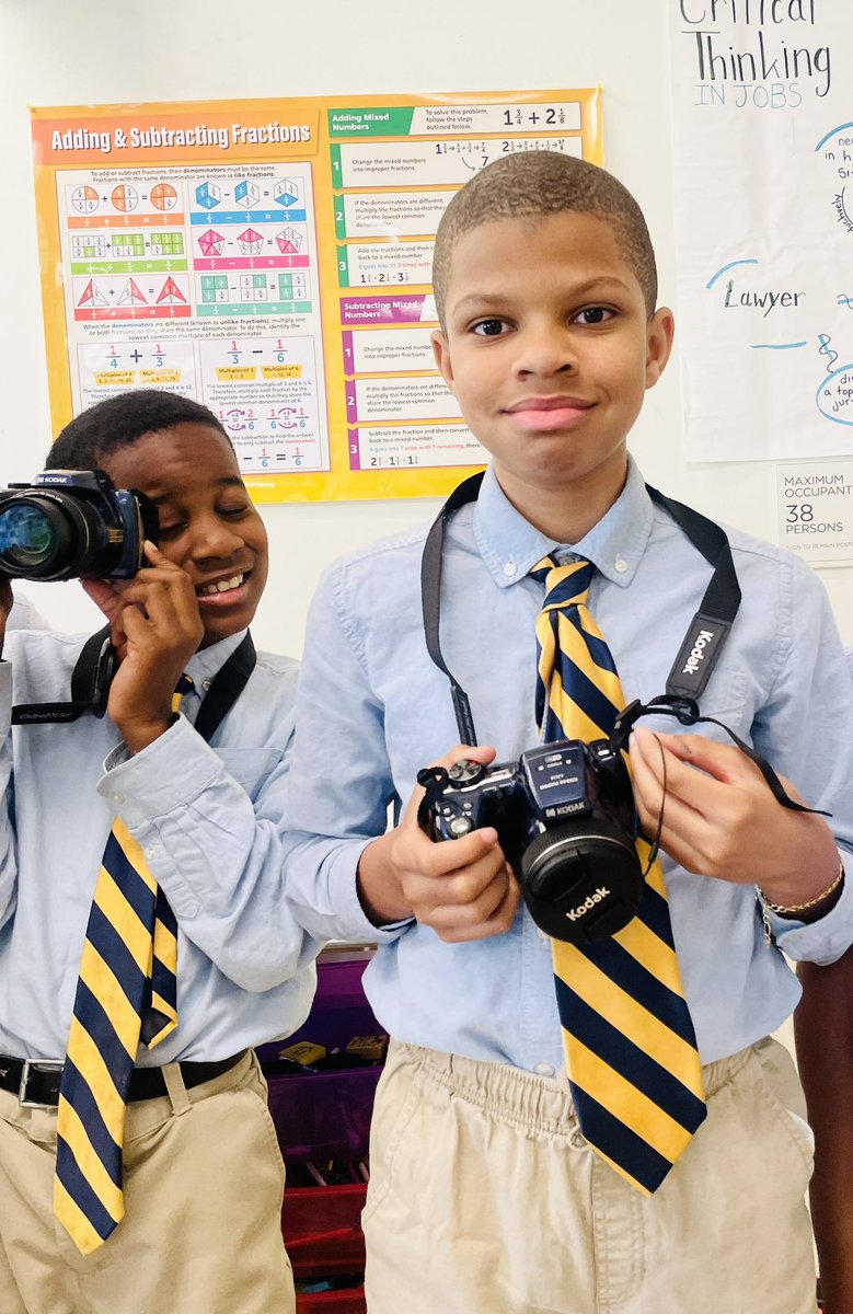 Our 4th grade scholars are developing a love for photography with our partners at @projectcreatedc !!

BWS partners work with local DC organizations to expose our students to new opportunities to express their creativity and artistry!