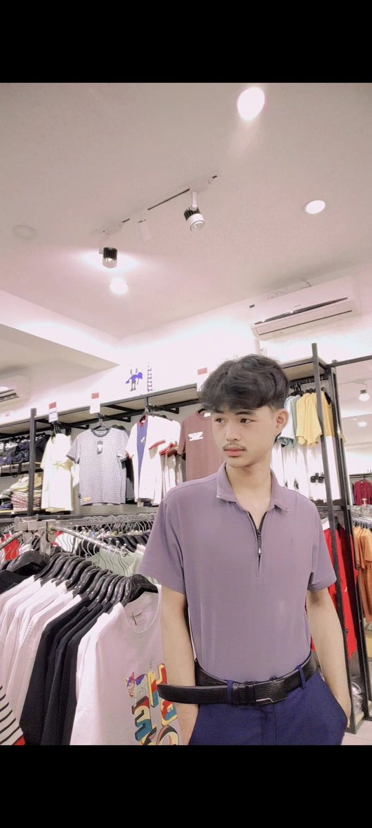 SomDach19's tweet photo. សេះបងធំមានតែខ្ញុំដែលហ៊ានជិះ https://t.co/0QB88Jfcl7