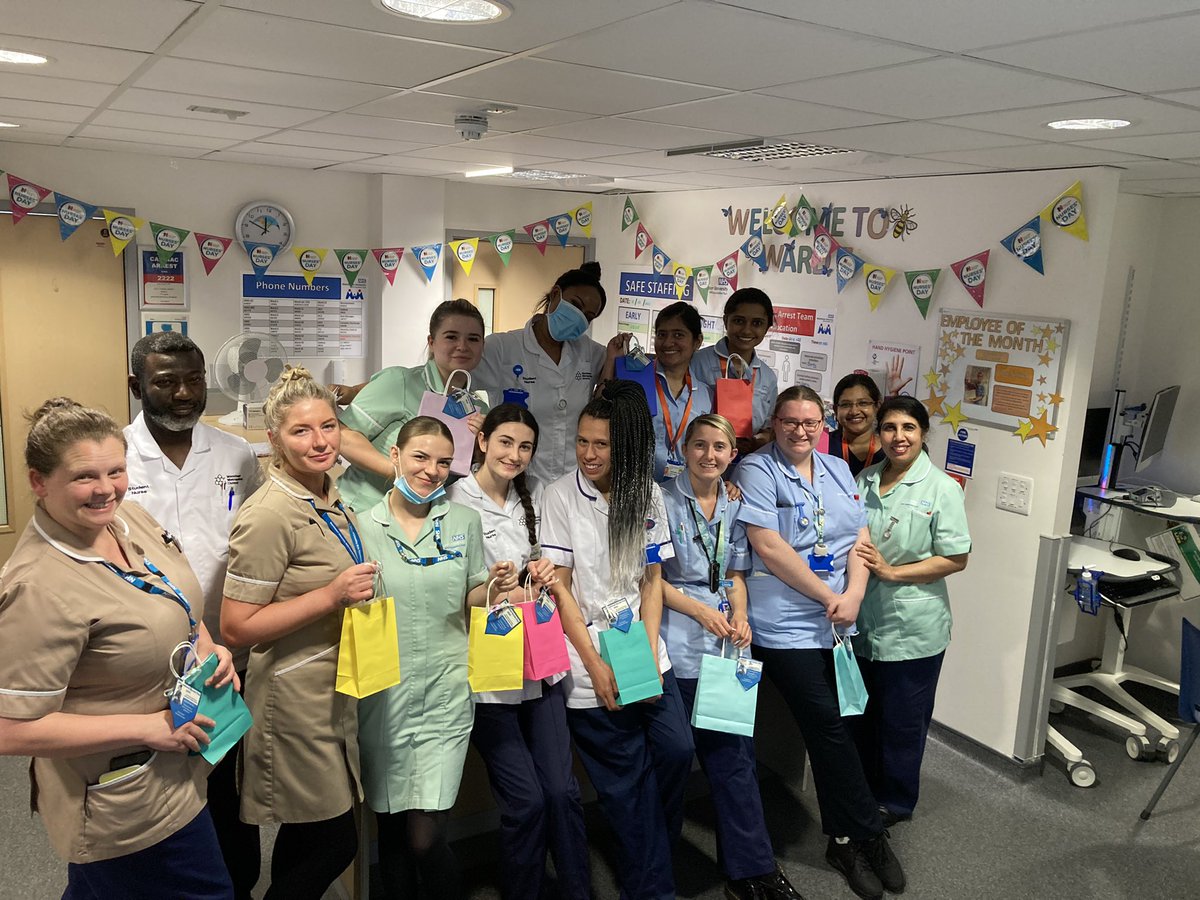 Happy international nurses day to all the team in ward 5, they’ve had a great day celebrating with a continental breakfast and goody bags for everyone. #International_Nurses_Day #ournurseourfutre @ImsMri @MosesBrighty @PamelaTayRN @KimBullock_84