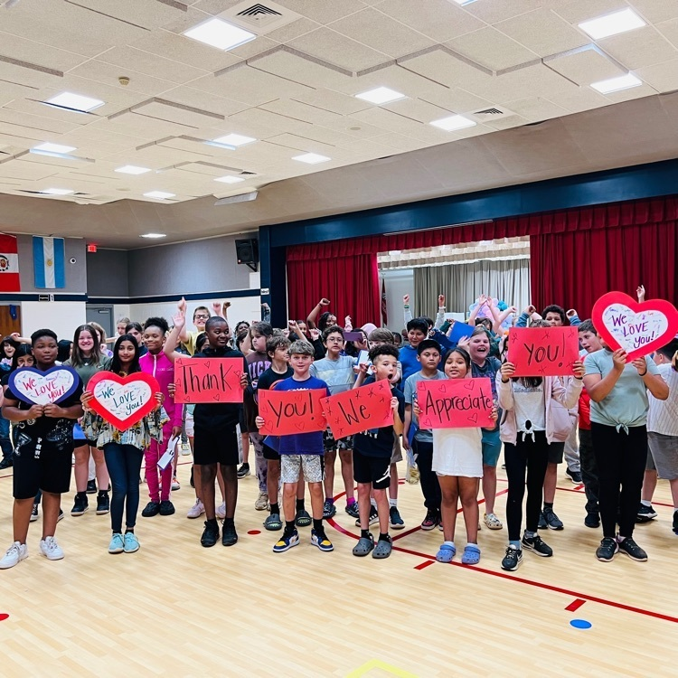 Smith_Seabees's tweet photo. The Seabee Teacher Challenge this week has created excitement across our building! Yesterdays theme was acts of kindness! We had shout outs in the cafeteria and gym, teachers teaching other classes to give extra breaks, jeans day passes and more!! 💙🐝🎉 #kindnessmatters https://t.co/uKDBEBoTqB