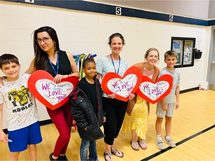 Smith_Seabees's tweet photo. The Seabee Teacher Challenge this week has created excitement across our building! Yesterdays theme was acts of kindness! We had shout outs in the cafeteria and gym, teachers teaching other classes to give extra breaks, jeans day passes and more!! 💙🐝🎉 #kindnessmatters https://t.co/uKDBEBoTqB