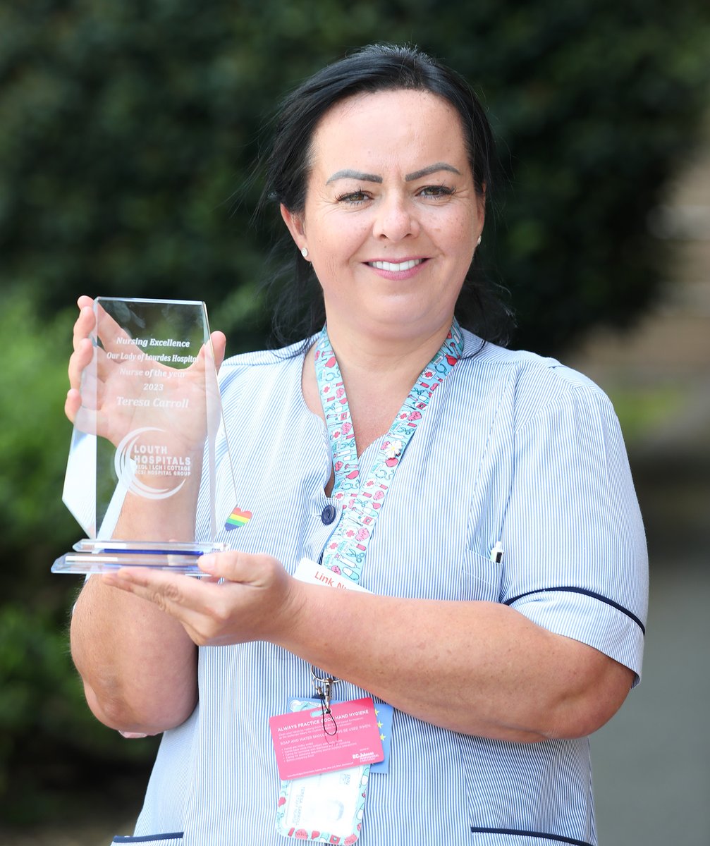 NursingOlol's tweet photo. Today on  #IND2023 our Inspirational colleague Teresa received the Nursing Excellence 'Nurse of the Year' award
Teresa was nominated by her colleagues for her dedication to Care &amp; her work on our Nursing Excellence council. Congrats Teresa we are proud to have you on our team! ❤️ https://t.co/TNFiGK54IF
