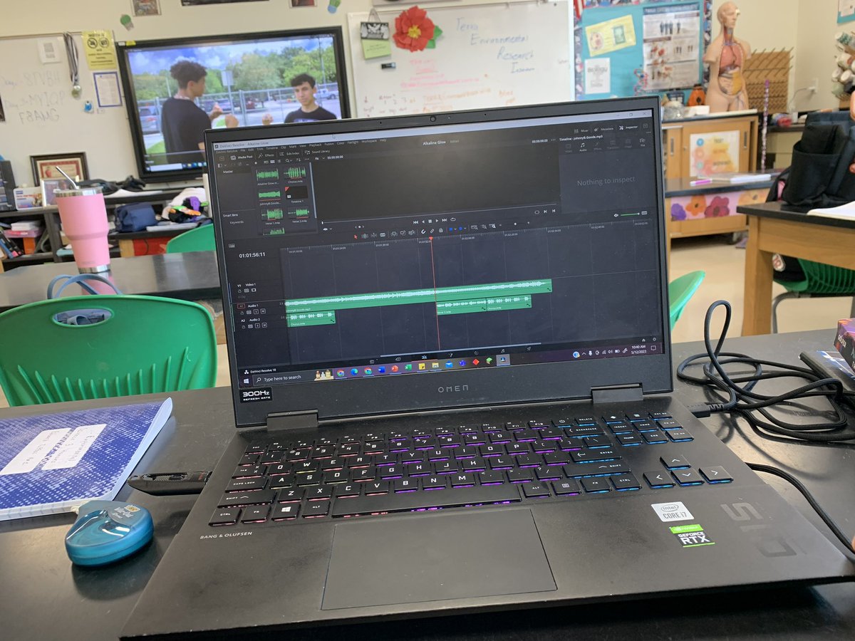 AlkaGlow's tweet photo. Editing our company company videos 🎥🎬
#conrad
#AlkaGlow
#ocean https://t.co/2VLMqGAFKT
