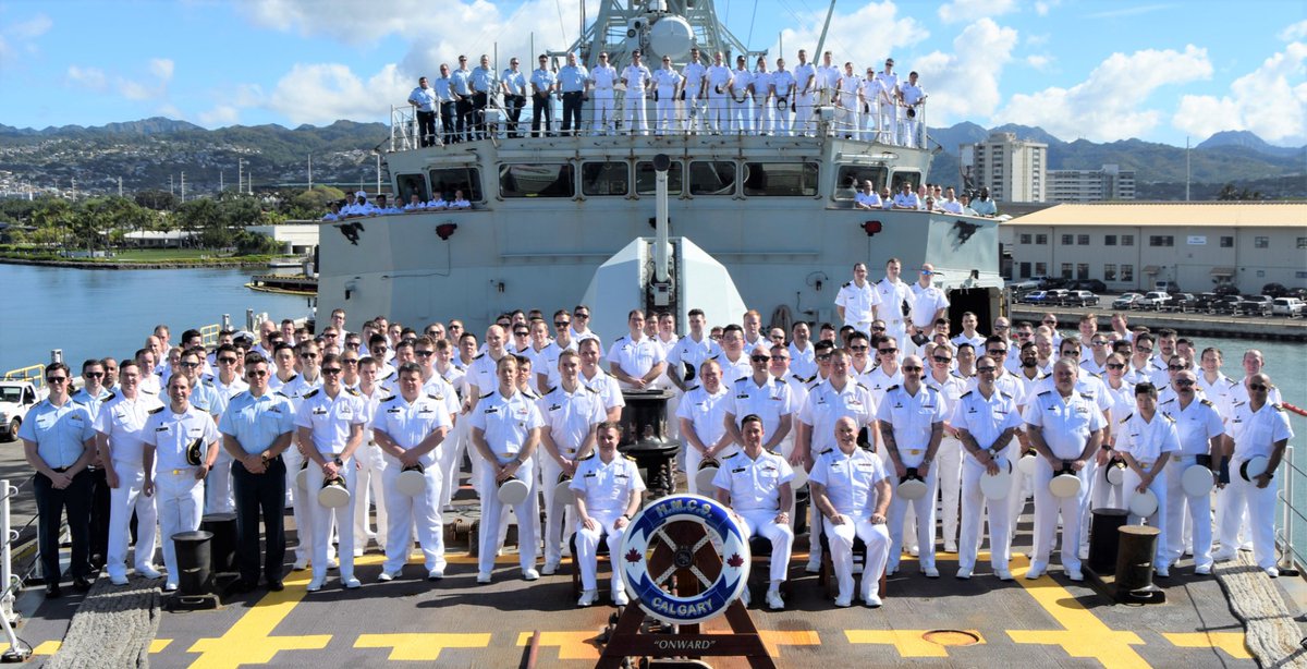 RoyalCanNavy's tweet image. It’s not every day you catch a sailor in a Smithbilt hat — but you just might aboard @HMCSNCSMCalgary, commissioned on this day in 1995. Here’s to 28 years of service!

#WeTheNavy #HMCSCalgary