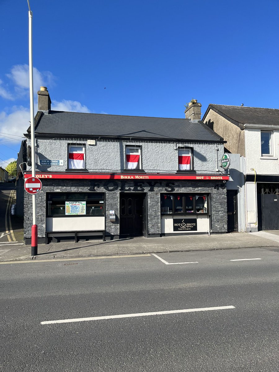 Foley’s Bar tweet media