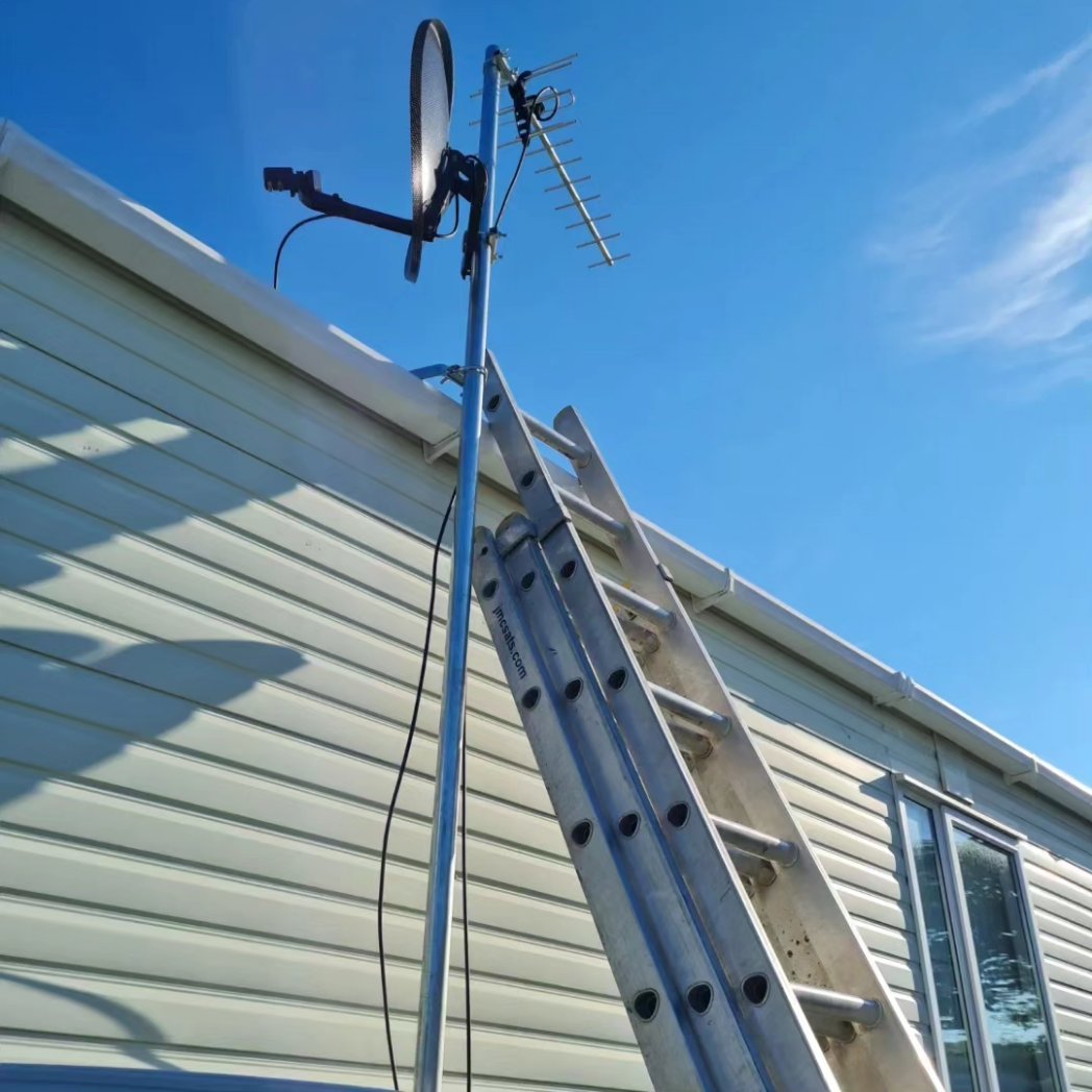 jasonmacfarland's tweet photo. Say goodbye to blurry TV and hello to top-notch entertainment! Our expert team can diagnose and repair any issues with your satellite dish or aerial. Don't let poor signals ruin your viewing experience, book an appointment with us today! #saorview #freeview #lovegorey #nosignal https://t.co/TuNa2SigPm