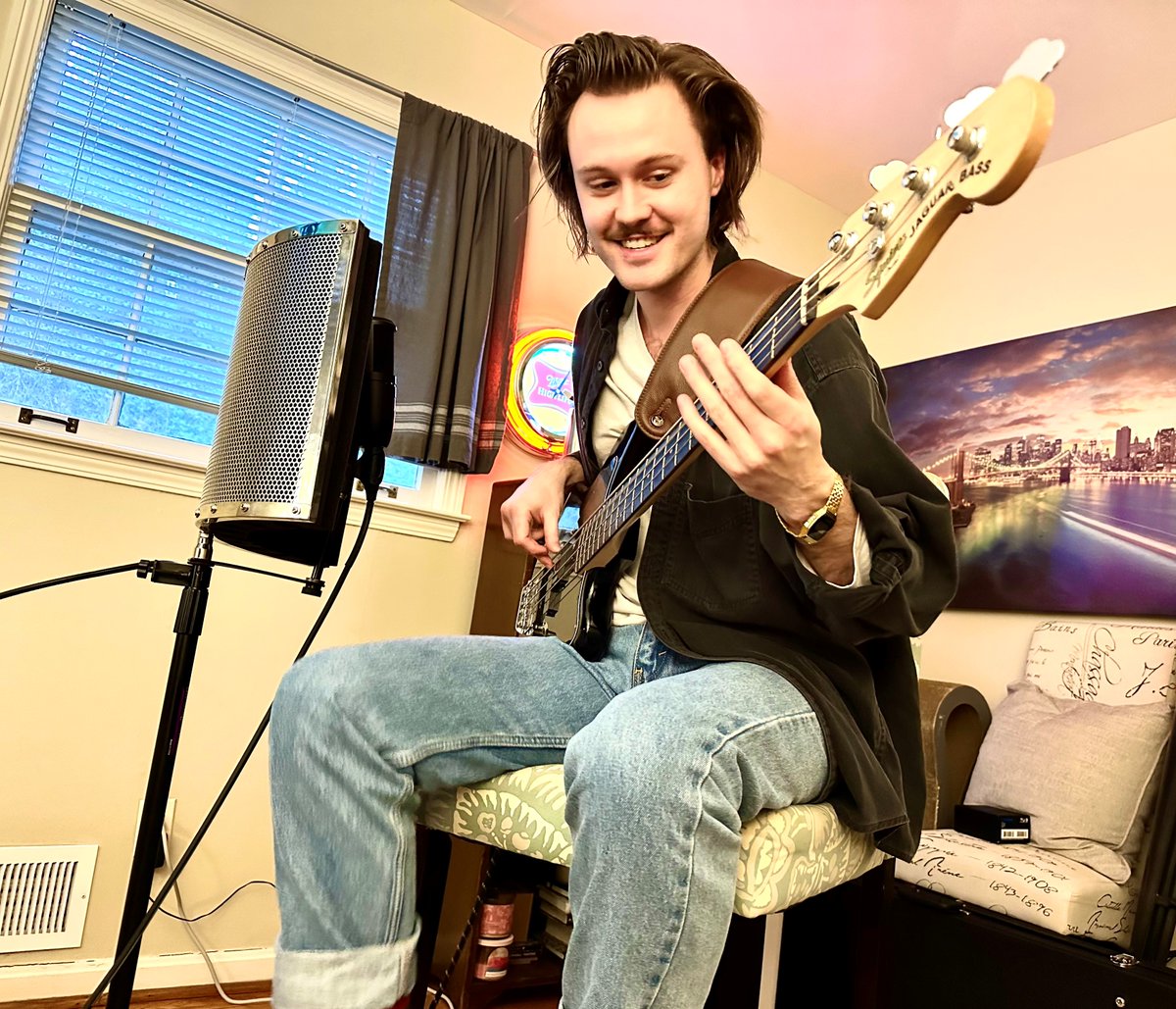 Introducing our 3rd and final #bandmember, Matt (Matthew)  

  🎤Bass and backup vocals  
 🎸Self taught bassist of 6 years  
🎹Has previously played the saxophone and piano 
 🧔Has the best mustache in the band 😛
 
#indierockband #indierock #newband #band #couchcultband