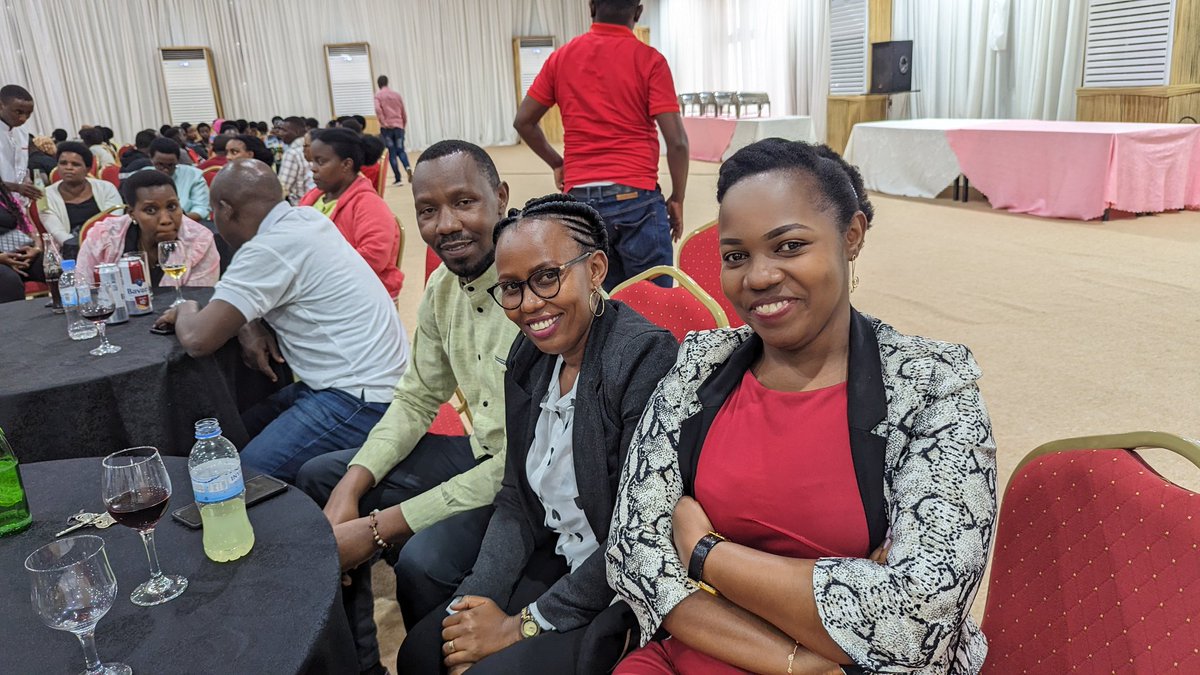 Uni_Rwanda's tweet image. Spectacular scenes at Kigali Conference and Exhibition Village #KCEV: Today our three campuses located in #Kigali (Kicukiro, Remera and Nyarugenge) joined together to observe the  International labor day. The same celebration is organized in other UR campuses across the country.