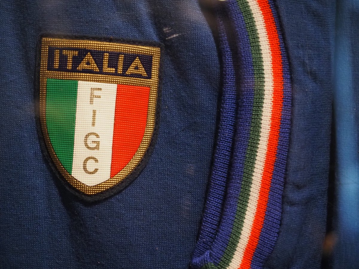 museocoverciano's tweet photo. #MuseodelCalcio on tour ✈️
Fino al prossimo 16 luglio alcuni oggetti della nostra collezione saranno esposti presso il Palazzo Mediceo a #Seravezza per la mostra temporanea ‘Ritorno agli Ottanta'.
Info 👉 https://t.co/xBQykHBz9V

#Azzurri 🇮🇹 #Figc #Coverciano #Nazionale https://t.co/5zlCX6Ys5P