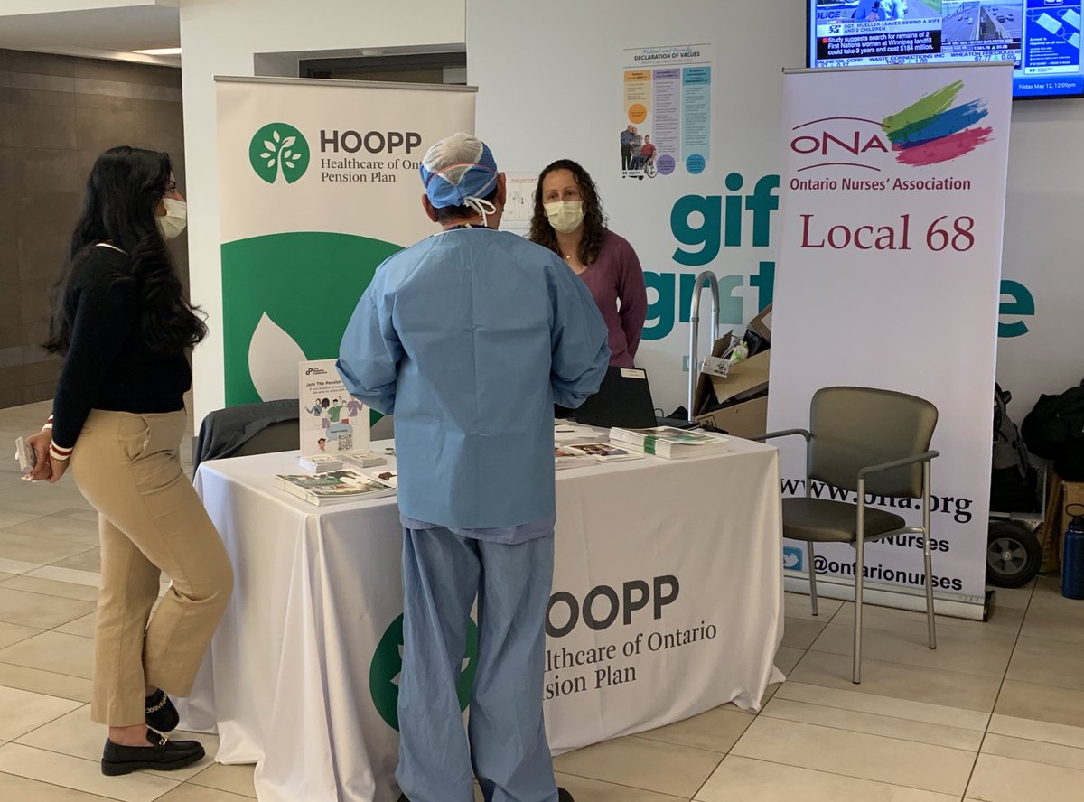 DMforDB's tweet image. Great way to end the week with our @ontarionurses Local 68 friends. Happy to celebrate #NursingWeek2023 with you! #retirementsecurity @HRHospital @HOOPPnow @RosaLaDelfa1